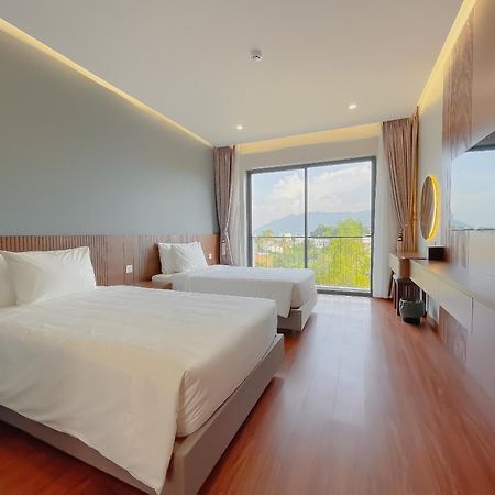 Sunflower Hotel & Resort Bao Loc Exteriör bild