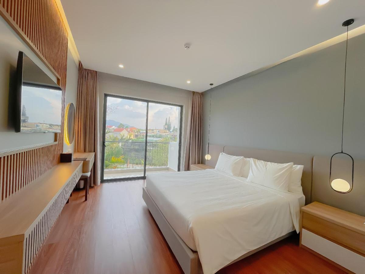 Sunflower Hotel & Resort Bao Loc Exteriör bild