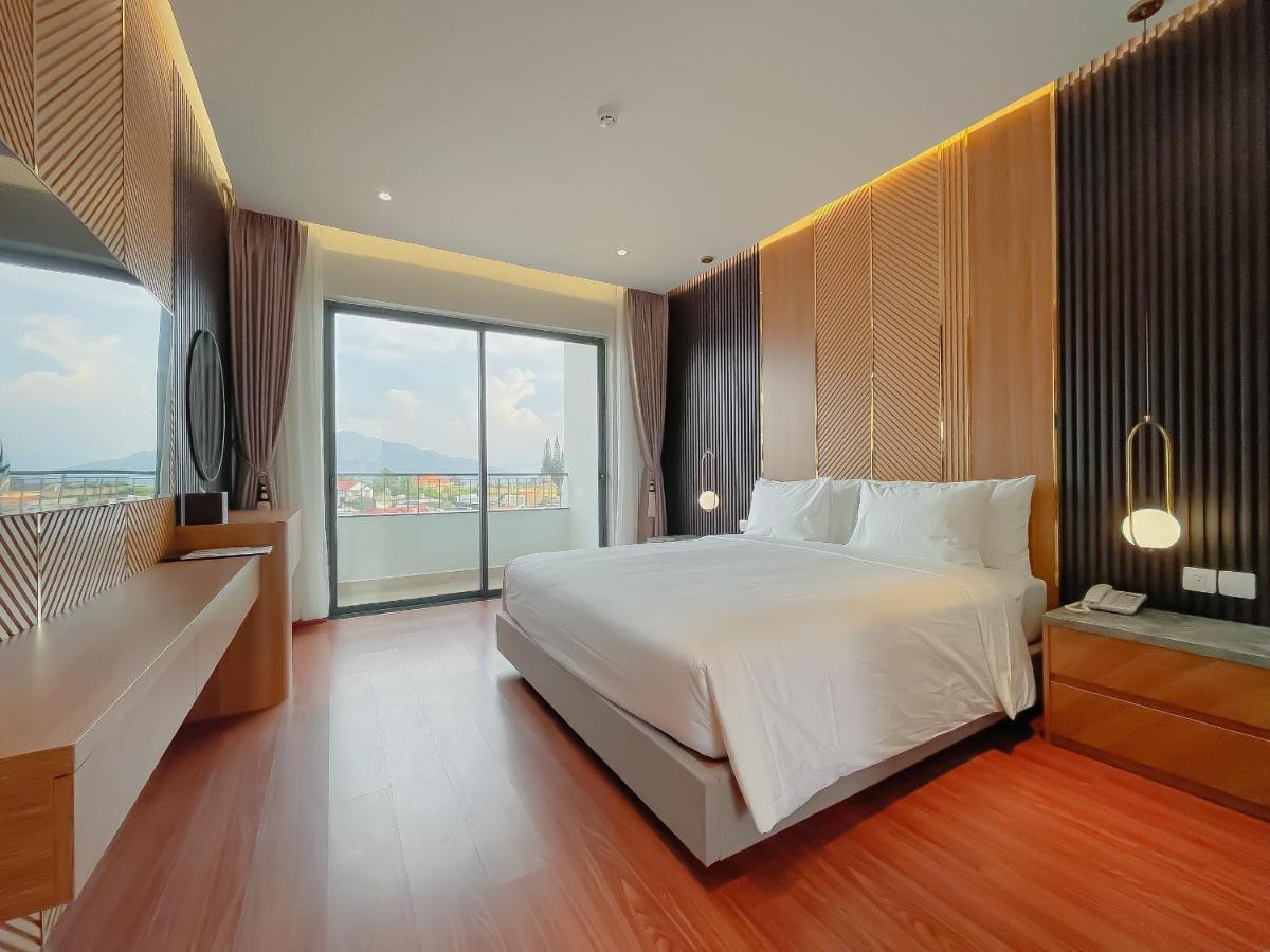Sunflower Hotel & Resort Bao Loc Exteriör bild