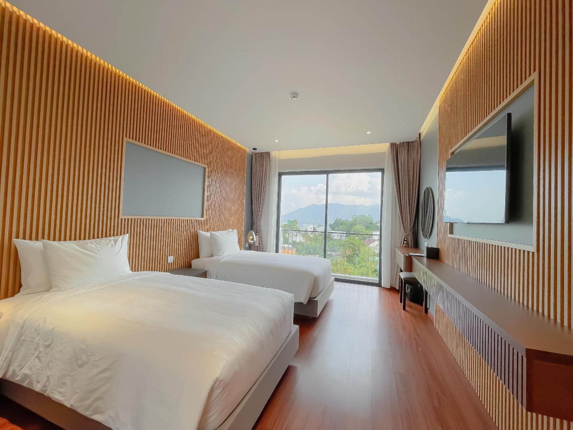 Sunflower Hotel & Resort Bao Loc Exteriör bild