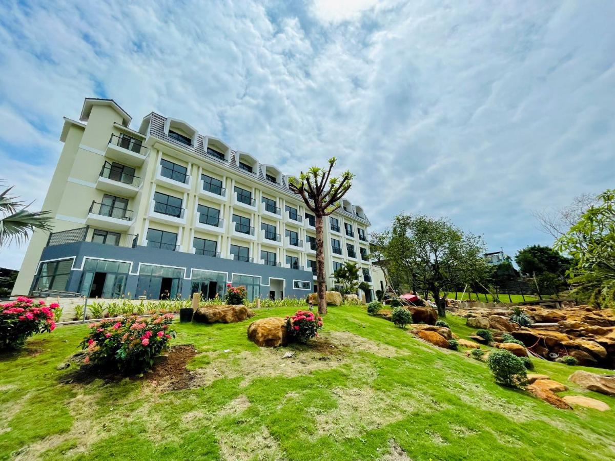 Sunflower Hotel & Resort Bao Loc Exteriör bild