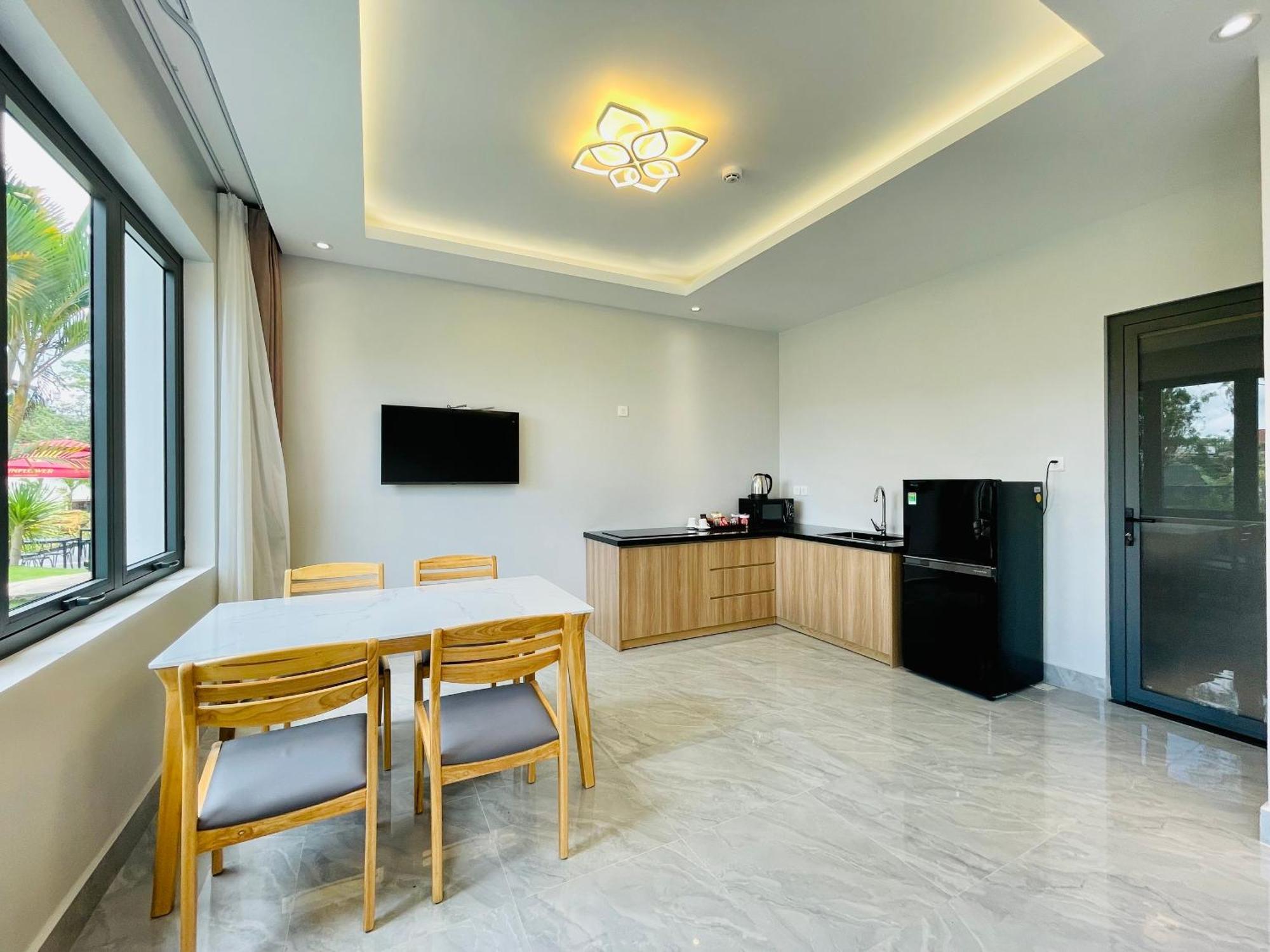 Sunflower Hotel & Resort Bao Loc Exteriör bild